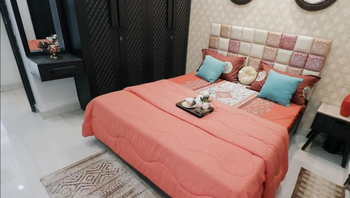 Signature The Serenas - Bedroom